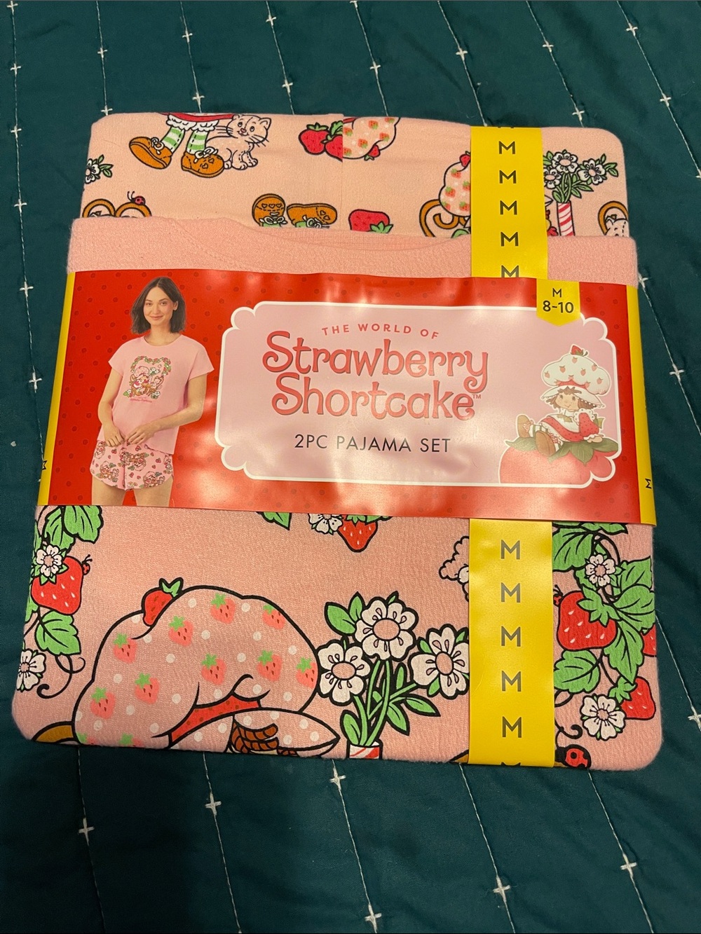 Disney pjs - Picture 1 of 2